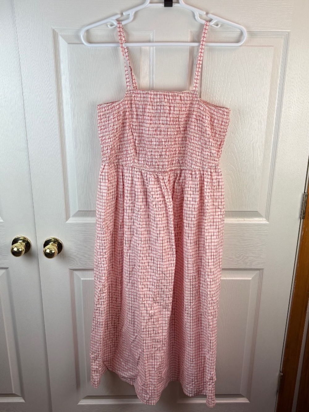Solid & Striped Gingham Sleeveless Smocked Bodice Midi Dress